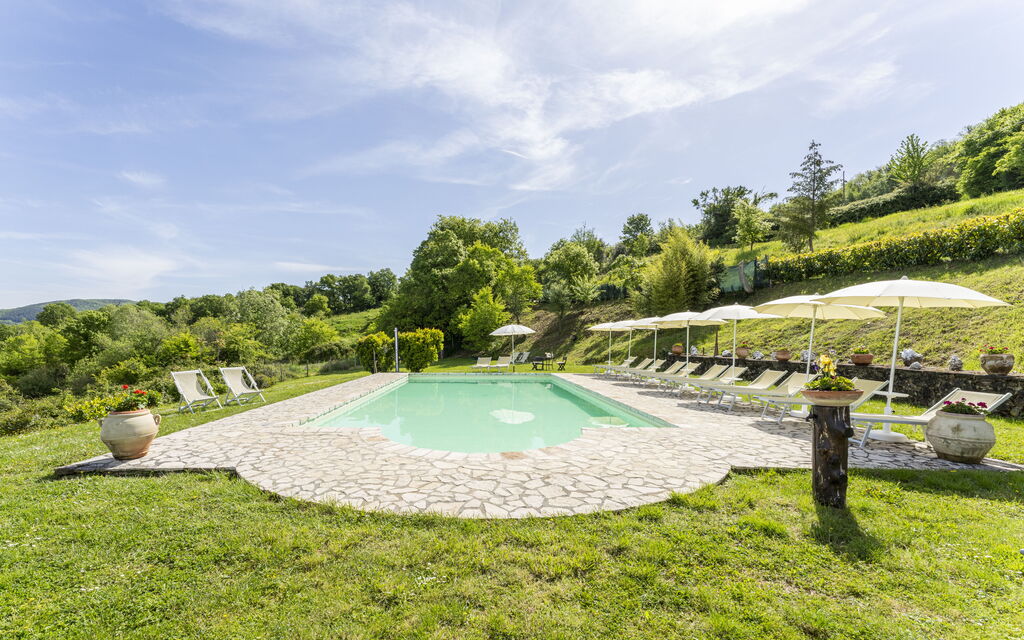 Podere Marcigliana - Radicondoli - Siena, Toscana: Autumn, Garden, Pool, Scenic View, Spring, Summer