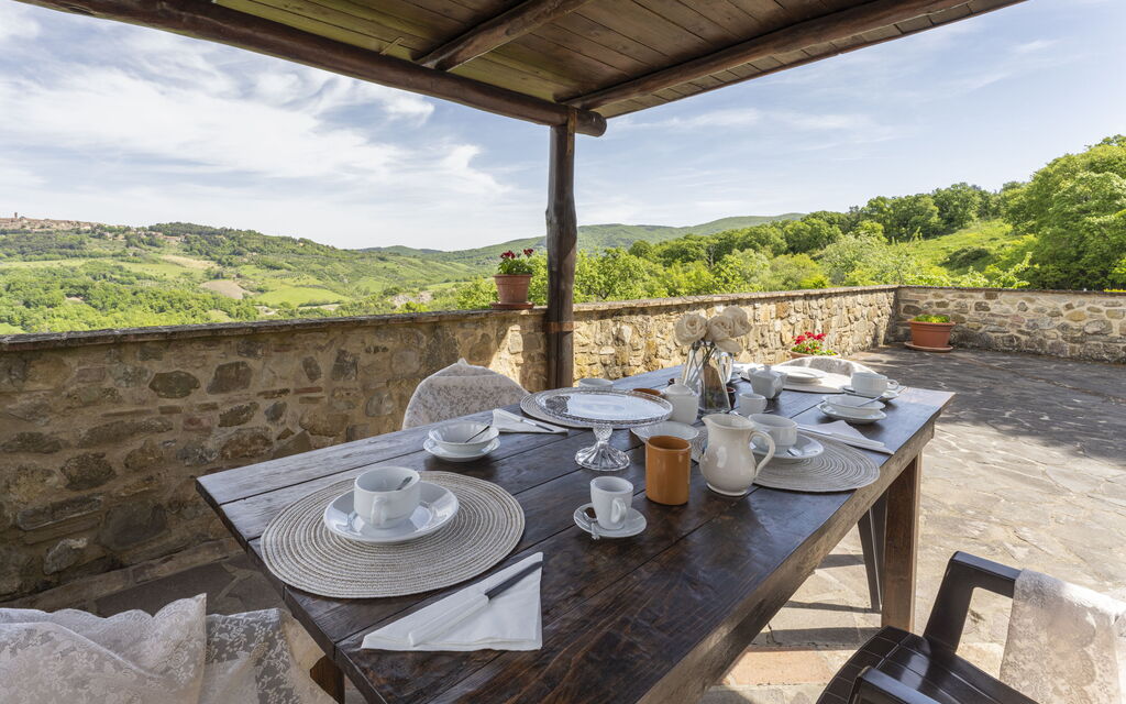 Podere Marcigliana - Radicondoli - Siena, Toscana - : Autunno, Giardino, Inverno, Primavera