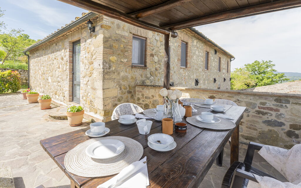 Podere Marcigliana - Radicondoli - Siena, Toscana - : Autunno, Giardino, Inverno, Primavera