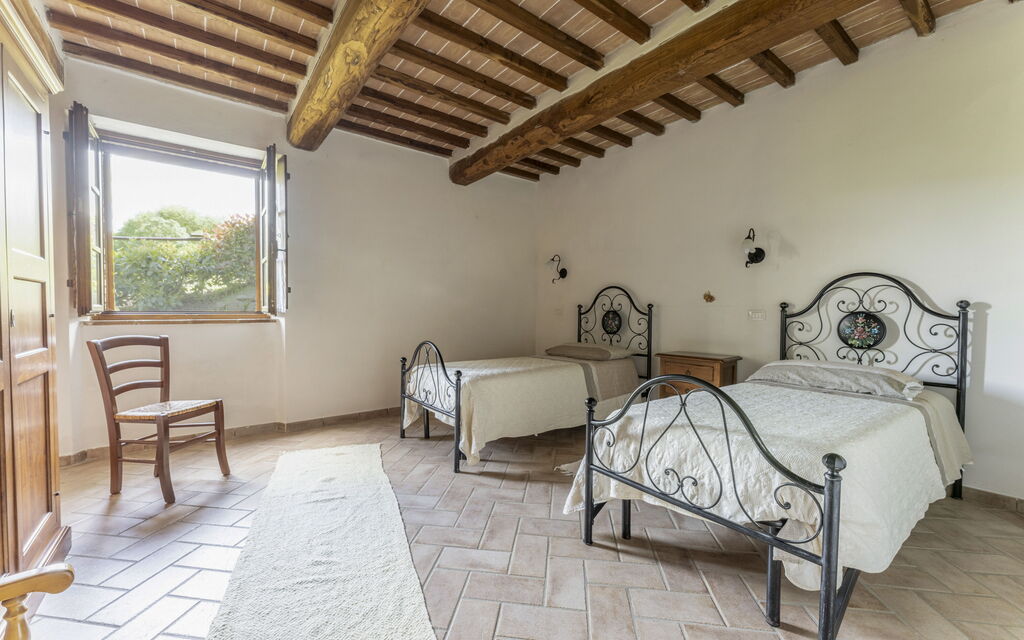 Podere Marcigliana - Radicondoli - Siena, Toscana - : Autunno, Camera da letto, Estate, Primavera