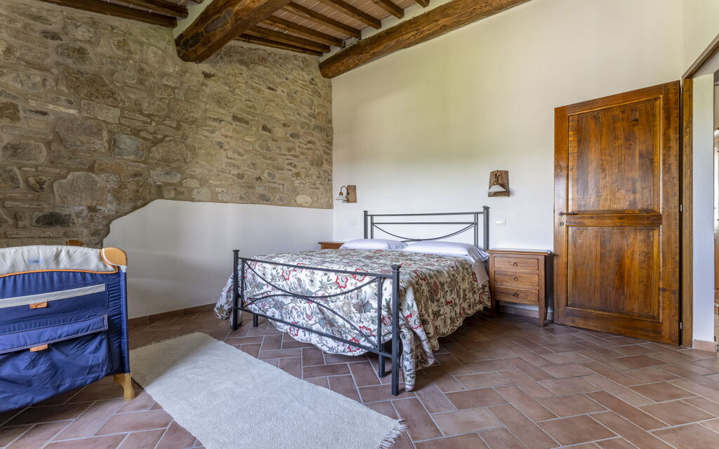 Podere Marcigliana - Radicondoli - Siena, Toscana - : Autumn, Bedroom, Spring, Winter
