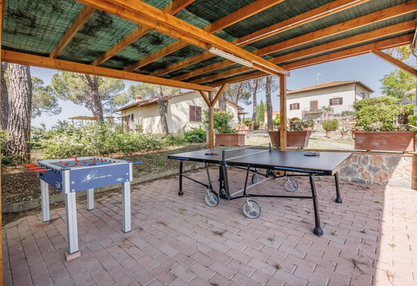 Anilde, Holiday Home with Pool, Wifi, Tuscany: Activities, Autumn, Spring, Summer