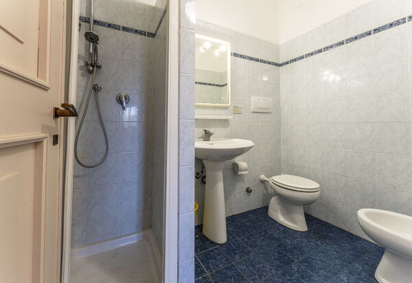Orbetello Giannella Apartment- Orbetello, Toscana: Autumn, Bathroom, Spring, Summer