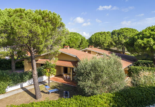 Argentario Giannella Apartment- Orbetello, Toscana: Autumn, Building Exterior, Spring, Summer