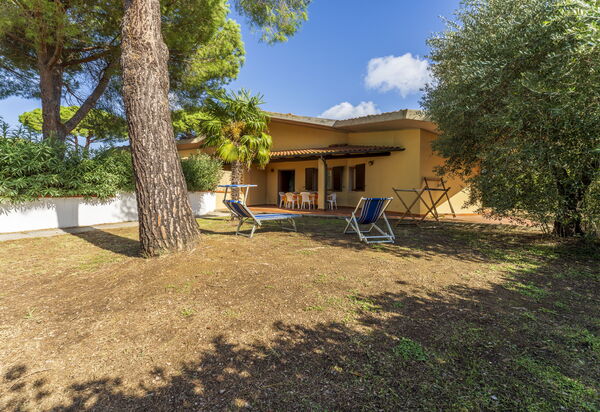 Argentario Giannella Apartment- Orbetello, Toscana: Autumn, Building Exterior, Spring, Summer