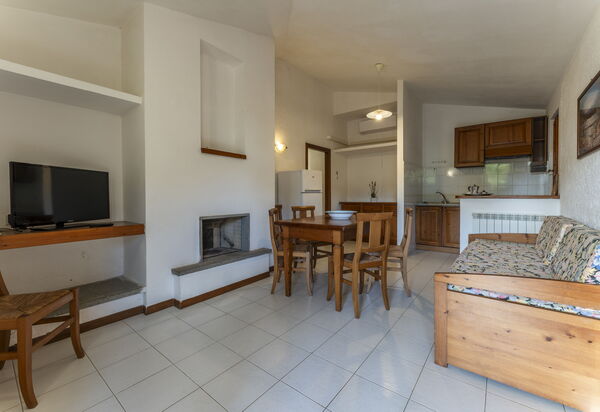 Giannella Apartment - Orbetello, Toscana: Autumn, Kitchen, Living Room, Spring, Summer