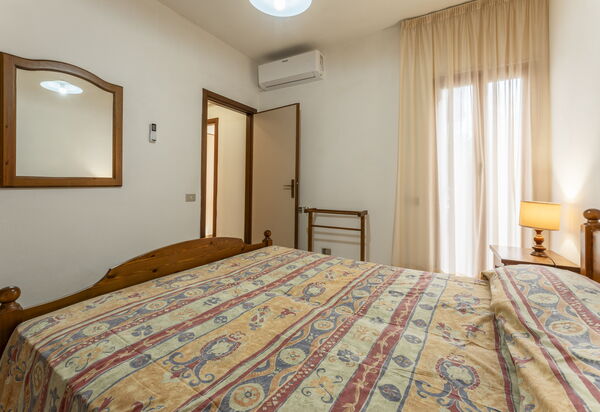 Giannella Apartment - Orbetello, Toscana: Autumn, Bedroom, Spring, Summer