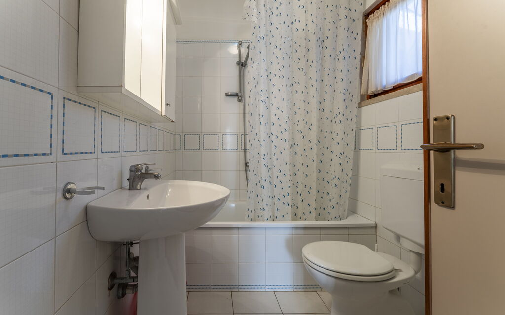 Giannella Apartment - Orbetello, Toscana: Autumn, Bathroom, Spring, Summer
