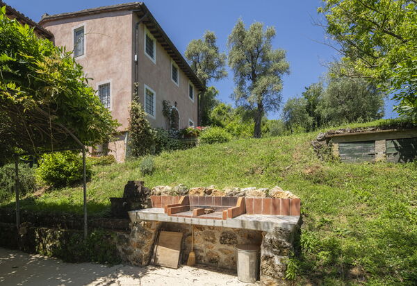 La Casa Dei Limoni, Camaiore, Pet Friendly, Wifi: Autumn, Building Exterior, Spring, Summer