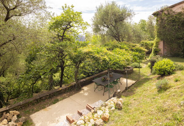 La Casa Dei Limoni, Camaiore, Pet Friendly, Wifi: Autumn, Garden, Main Entrance, Spring, Summer