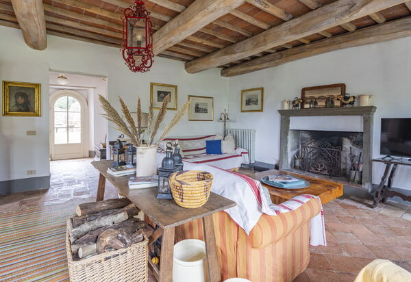La Casa Dei Limoni, Camaiore, Pet Friendly, Wifi: Autumn, Living Room, Spring, Summer
