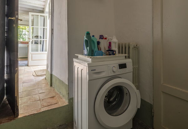 La Casa Dei Limoni, Camaiore, Pet Friendly, Wifi: Autumn, Bathroom, Spring, Summer
