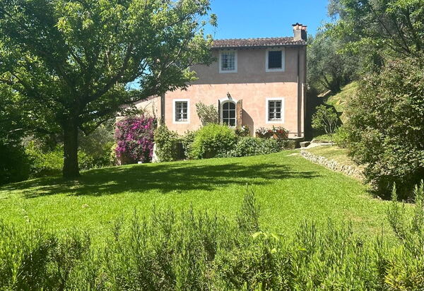 La Casa Dei Limoni, Camaiore, Pet Friendly, Wifi: Autunno, Entrata Principale, Estate, Primavera