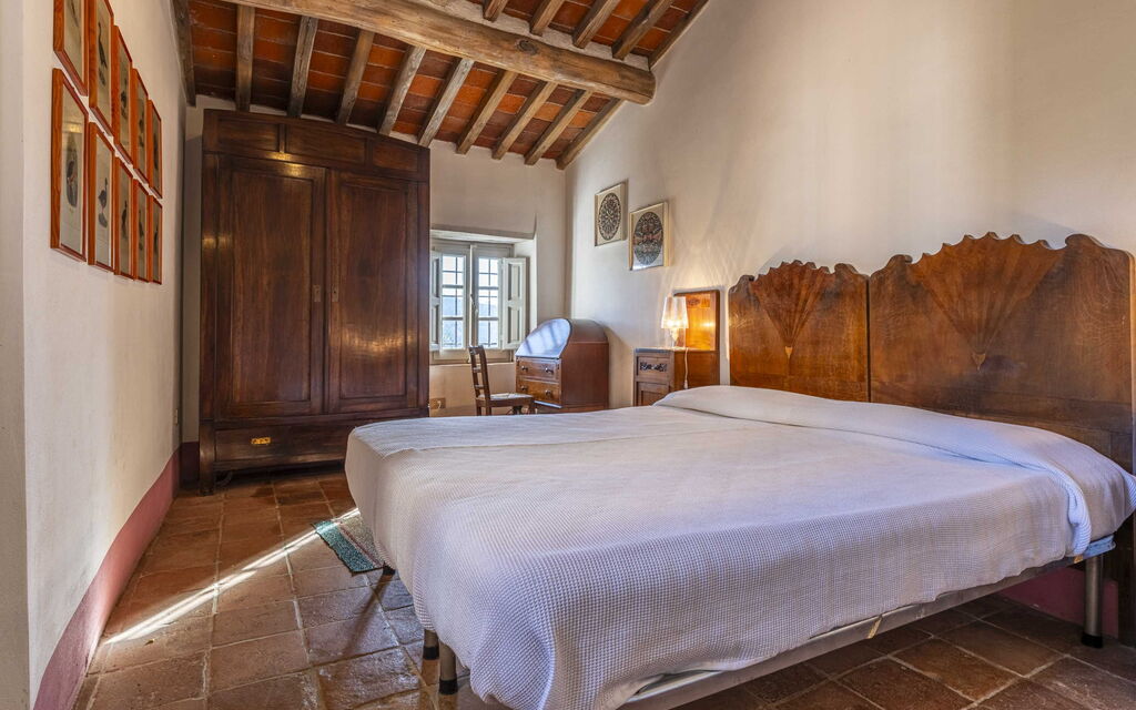 La Casa Dei Limoni, Camaiore, Pet Friendly, Wifi: Autumn, Bedroom, Spring, Summer
