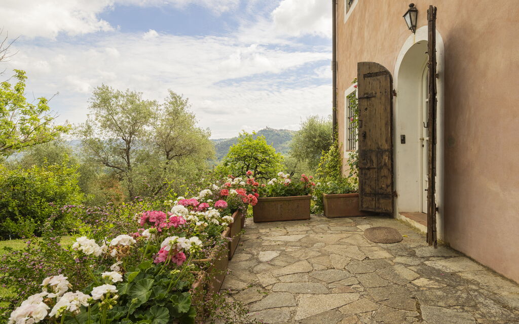 La Casa Dei Limoni, Camaiore, Pet Friendly, Wifi: Autunno, Entrata Principale, Estate, Primavera