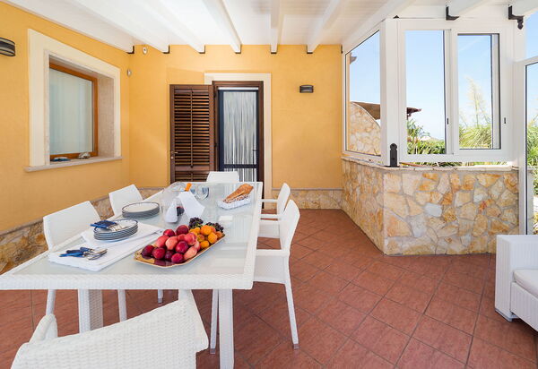 Villa Cornino - Custonaci, Sicilia: Autunno, Balcone / Terrazza / Patio, Estate, Esterni, Primavera