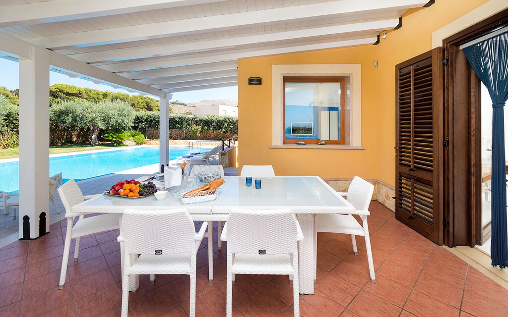 Villa Cornino - Custonaci, Sicilia: Autunno, Balcone / Terrazza / Patio, Estate, Esterni, Primavera