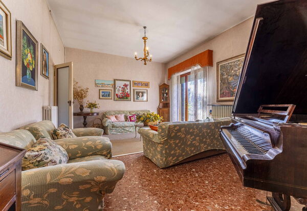 Casa Vacanza Mais - Camaiore, Toscana: Autunno, Estate, Primavera, Soggiorno