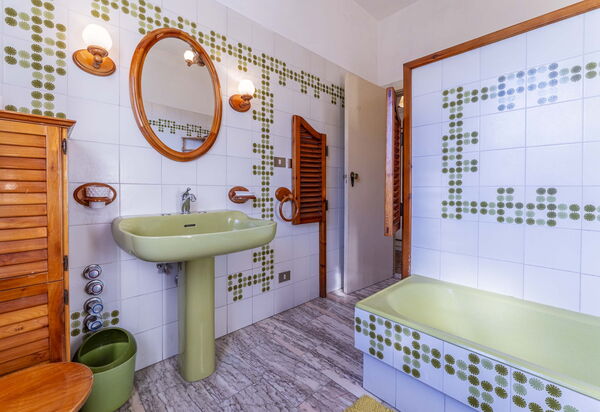 Casa Vacanza Mais - Camaiore, Toscana: Autunno, Bagno, Estate, Primavera