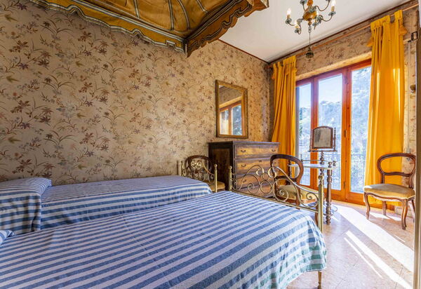 Casa Vacanza Mais - Camaiore, Toscana: Autunno, Camera da letto, Estate, Primavera