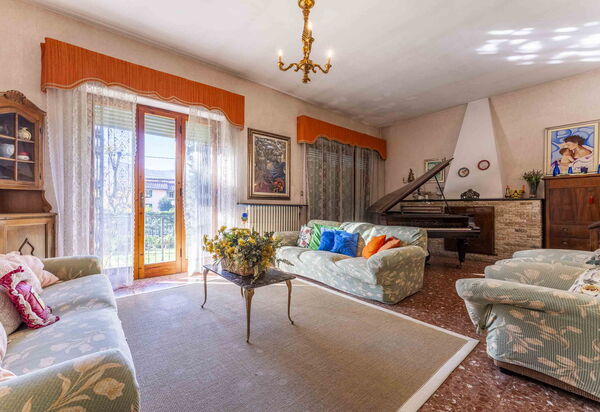 Casa Vacanza Mais - Camaiore, Toscana: Autunno, Estate, Primavera, Soggiorno