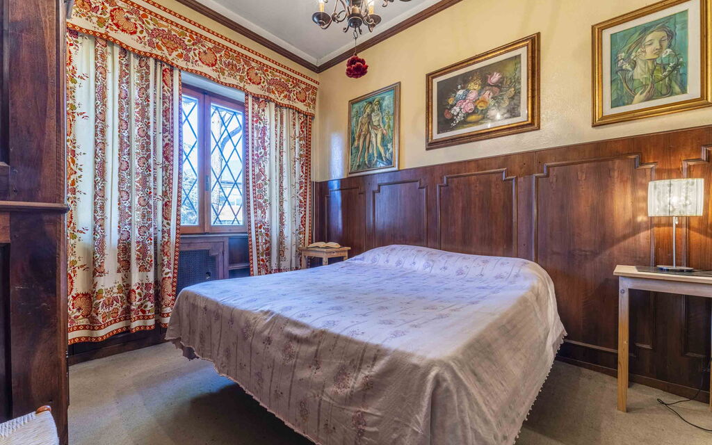 Casa Vacanza Mais - Camaiore, Toscana: Autumn, Bedroom, Spring, Summer