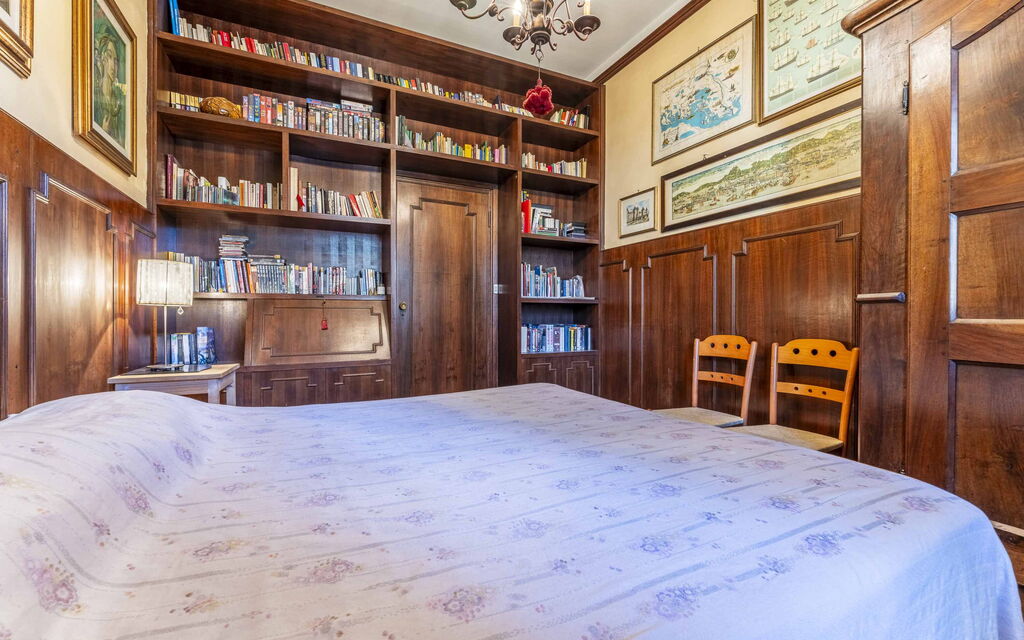 Casa Vacanza Mais - Camaiore, Toscana: Autumn, Bedroom, Spring, Summer