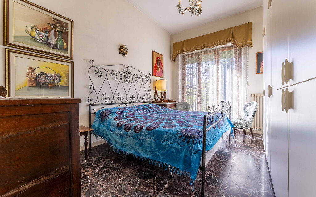Casa Vacanza Mais - Camaiore, Toscana: Autumn, Bedroom, Spring, Summer