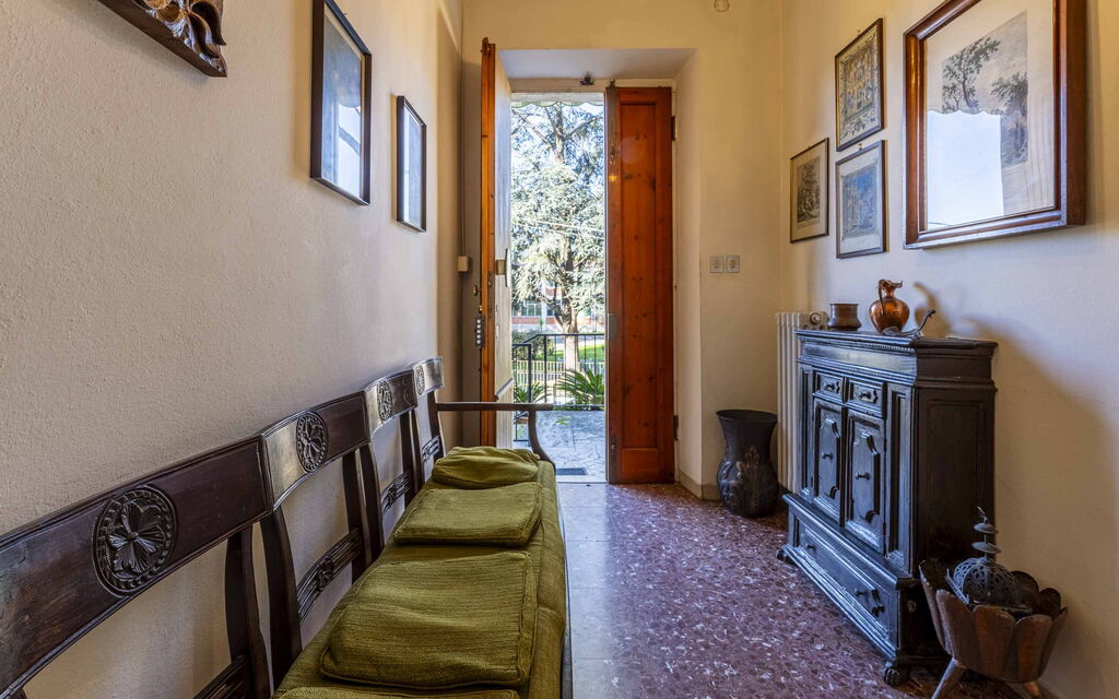 Casa Vacanza Mais - Camaiore, Toscana: Autumn, Other Room, Spring, Summer