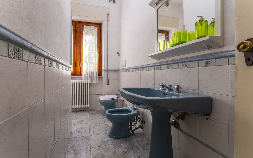Casa Vacanza Mais - Camaiore, Toscana: Autumn, Bathroom, Spring, Summer