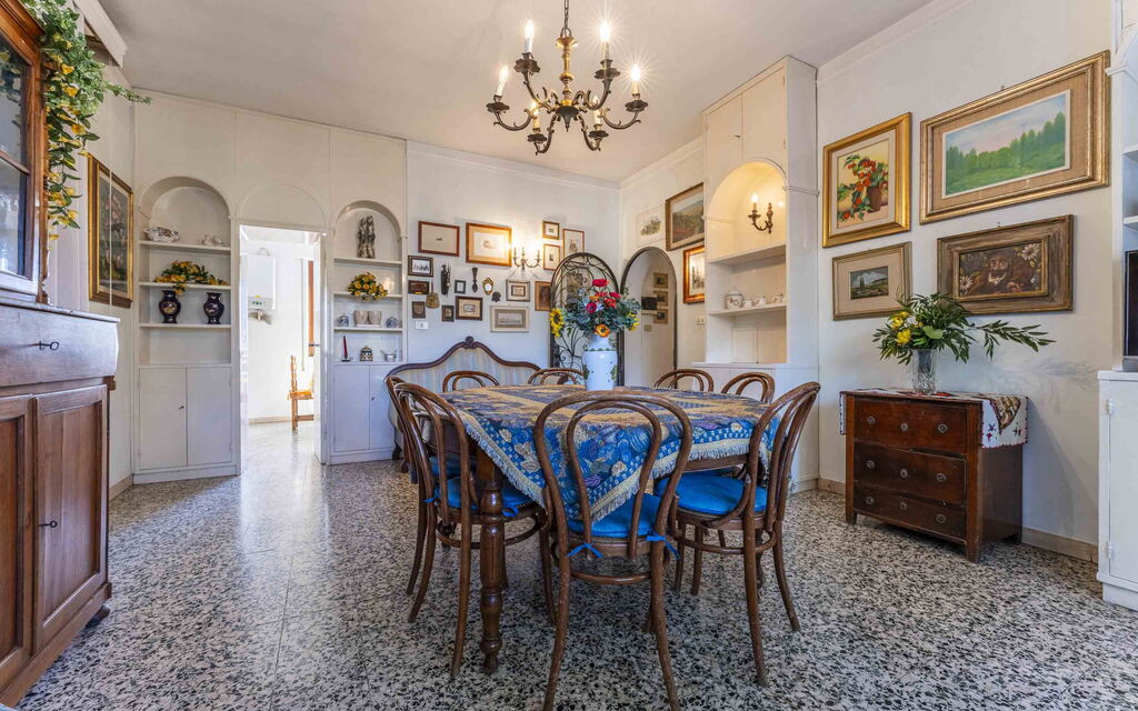 Casa Vacanza Mais - Camaiore, Toscana: Autumn, Living Room, Spring, Summer