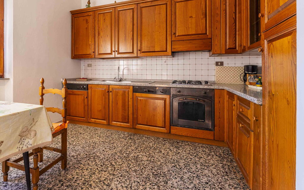 Casa Vacanza Mais - Camaiore, Toscana: Autumn, Kitchen, Spring, Summer