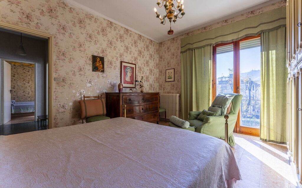 Casa Vacanza Mais - Camaiore, Toscana: Autumn, Bedroom, Spring, Summer