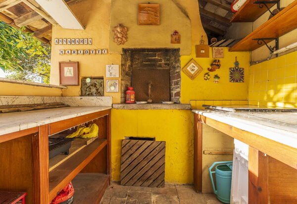 Casale Il Farro - Camaiore, Toscana: Autunno, Cucina, Estate, Esterni, Primavera