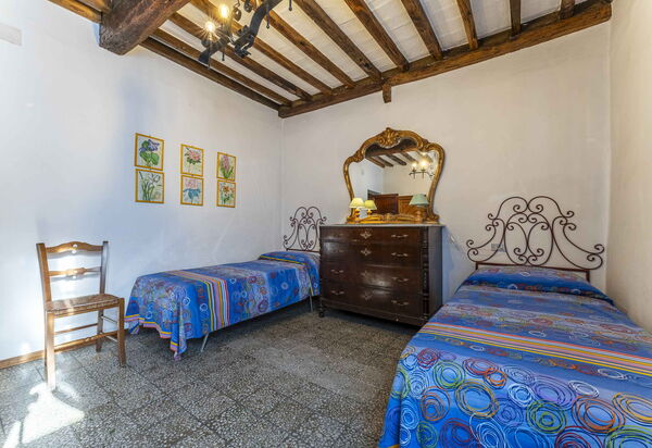 Casale Il Farro - Camaiore, Toscana: Autunno, Camera da letto, Estate, Primavera