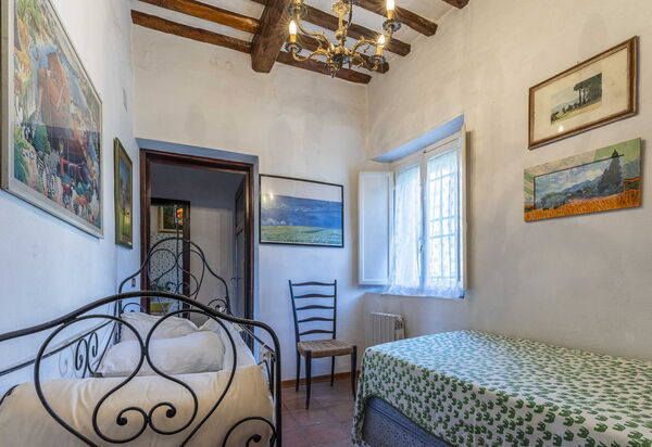 Casale Il Farro - Camaiore, Toscana: Autunno, Camera da letto, Estate, Primavera