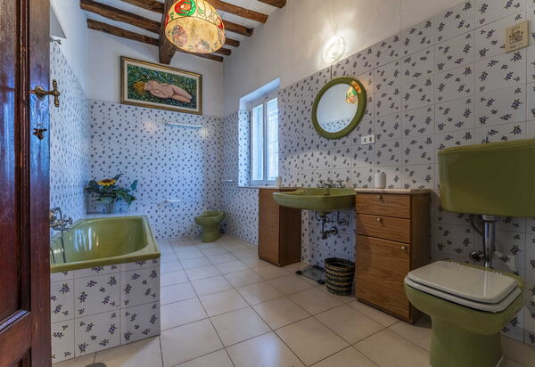 Casale Il Farro - Camaiore, Toscana: Autunno, Bagno, Estate, Primavera