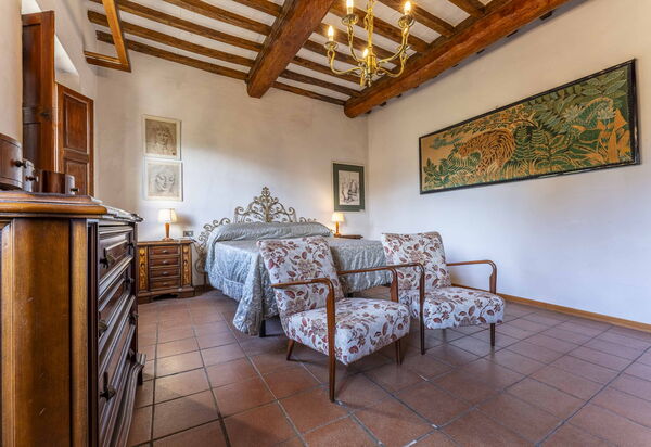 Casale Il Farro - Camaiore, Toscana: Autunno, Camera da letto, Estate, Primavera