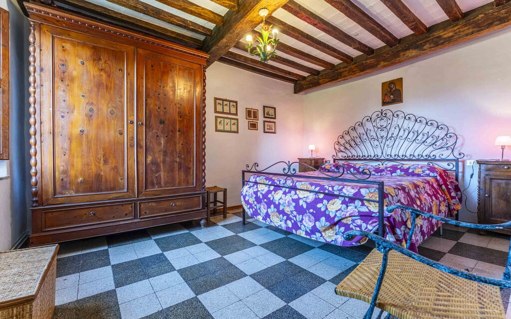 Casale Il Farro - Camaiore, Toscana: Autunno, Camera da letto, Estate, Primavera