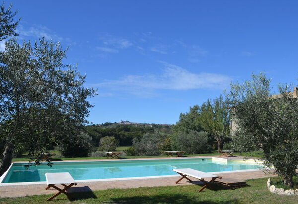 Country House Style - Montefiascone, Lazio: Autunno, Estate, Esterni, Piscina, Primavera