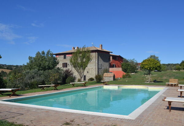 Country House Style - Montefiascone, Lazio: Autunno, Estate, Esterni, Piscina, Primavera