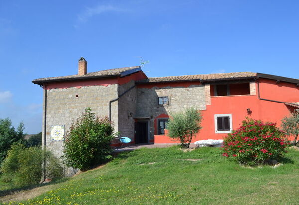 Country House Style - Montefiascone, Lazio: Autunno, Estate, Esterni, Primavera