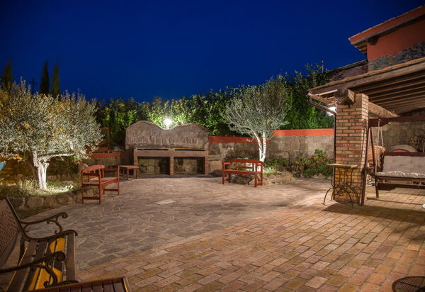 Country House Style - Montefiascone, Lazio: Autunno, Estate, Esterni, Primavera