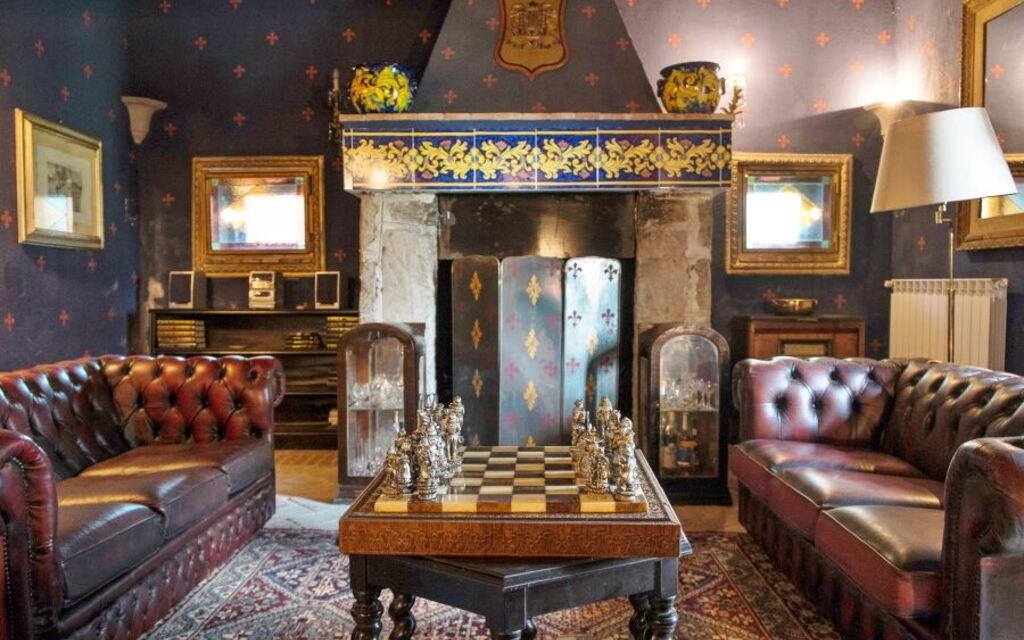 Country House Style - Montefiascone, Lazio: Autumn, Living Room, Spring, Summer