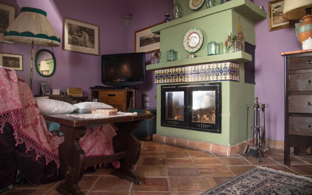Country House Style - Montefiascone, Lazio: Autumn, Living Room, Spring, Summer