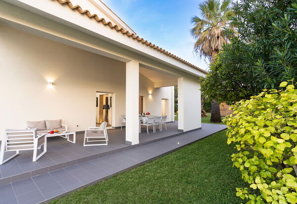 Villa Maddalena - Siracusa, Sicilia: Autunno, Estate, Esterni, Primavera