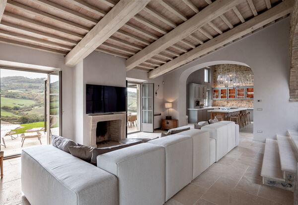 Podere Tesoro - Radicondoli, Toscana: Autunno, Estate, Primavera, Soggiorno