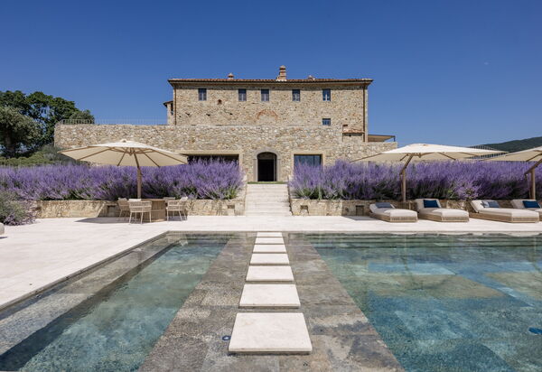 Podere Tesoro - Radicondoli, Toscana: Autunno, Estate, Esterni, Piscina, Primavera