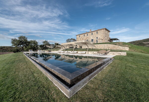 Podere Tesoro - Radicondoli, Toscana: Autunno, Estate, Esterni, Piscina, Primavera