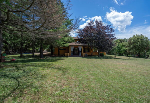 Tenuta De Paoli - Chianni, Pool, Wifi, Privacy, Toscana: Autunno, Estate, Giardino, Primavera